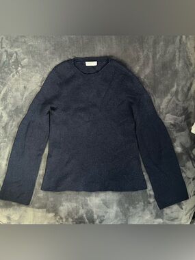 Aritzia Babaton Merino Wool Bell Sleeve Sweater